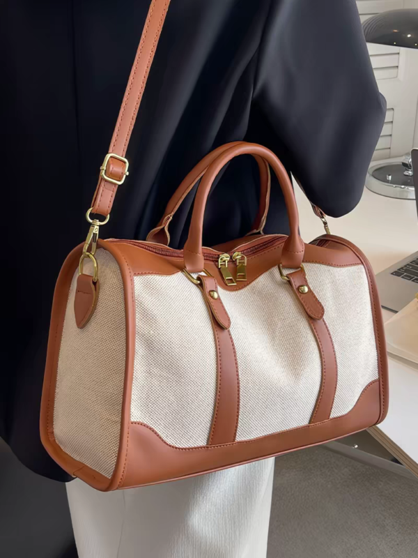 Heritage Voyage: Classic Canvas & Leather Weekender Set