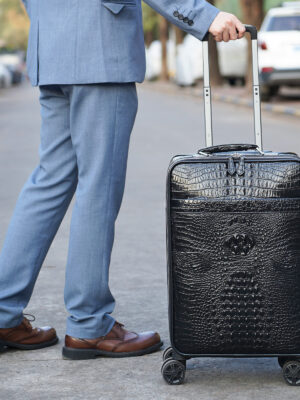 Smart GPS-Tracking Luggage 24 Inch with Digital Weight Scale and Fingerprint Lock