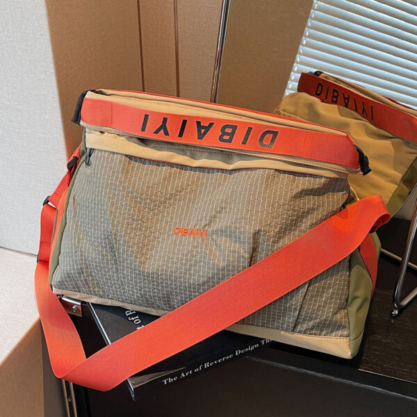 Insulated Meal Prep Gym Bag with 6-Meal Container Compartments Bodybuilder
