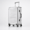 行李箱13展示图A Custom Aluminum Alloy Frame Luggage 20 24 28 Inch with Dual Latch Locks